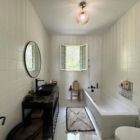 A Muredda, Piscine Chauffee Et Vue Willa