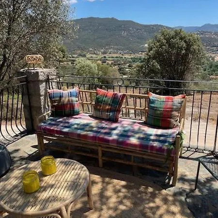 A Muredda, Piscine Chauffee Et Vue Вилла Ольмето