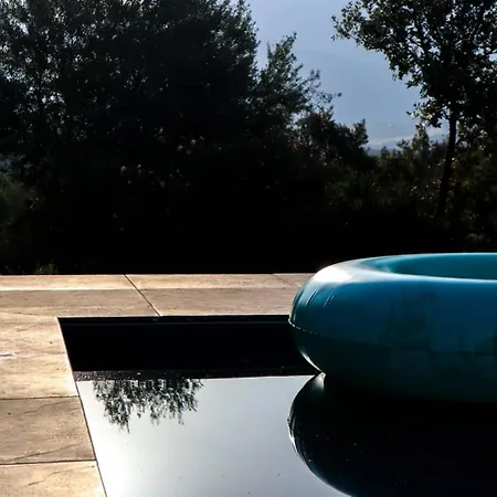 A Muredda, Piscine Chauffee Et Vue فيلة