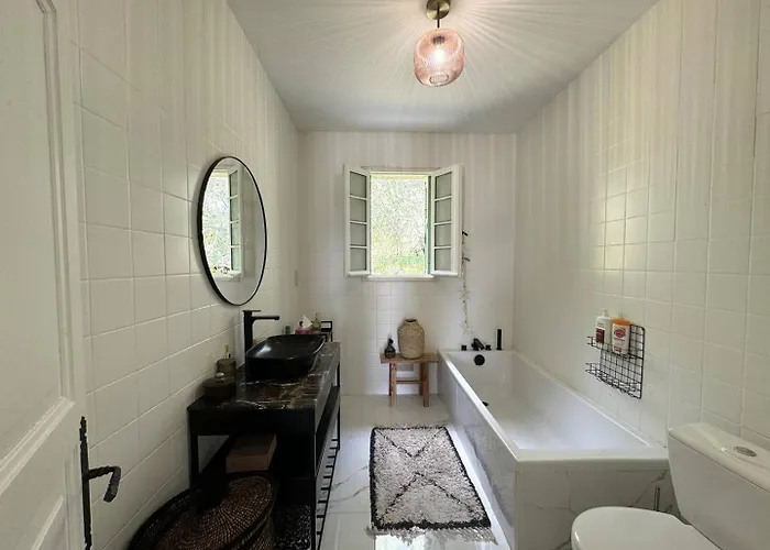 A Muredda, Piscine Chauffee Et Vue Βίλα